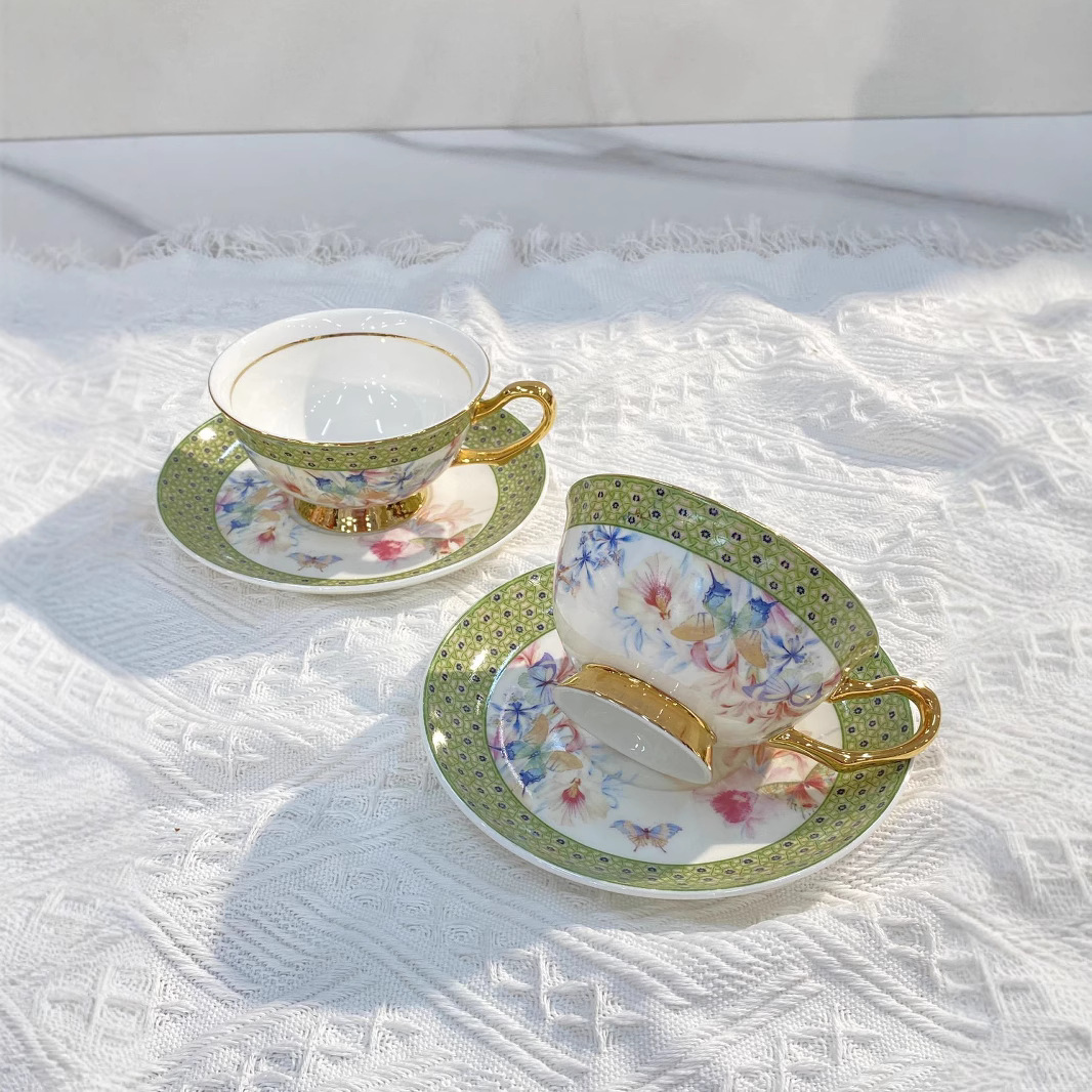 Klasik Porselen Fincan ve Taba - Water Tea And Coffee incelemesi ve fiyatı